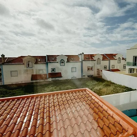 Guest house Donothing House - - Baleal