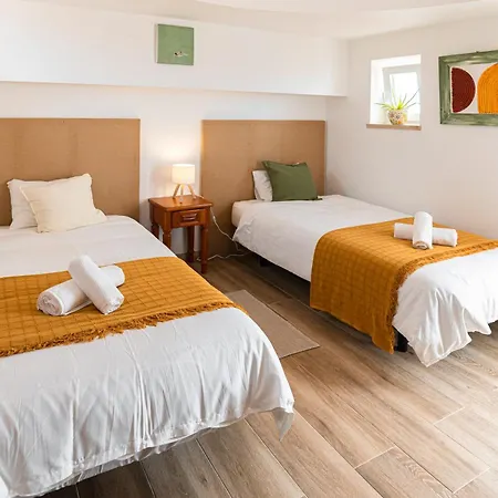 Guest house Donothing House - - Baleal